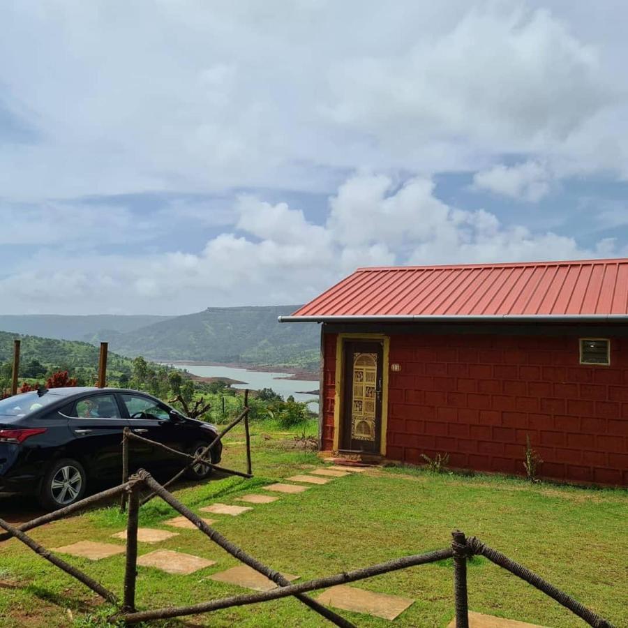 Mysticstays Resort Wai Esterno foto