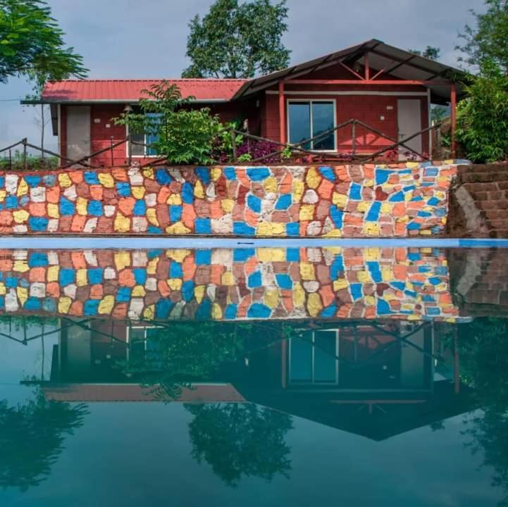 Mysticstays Resort Wai Esterno foto