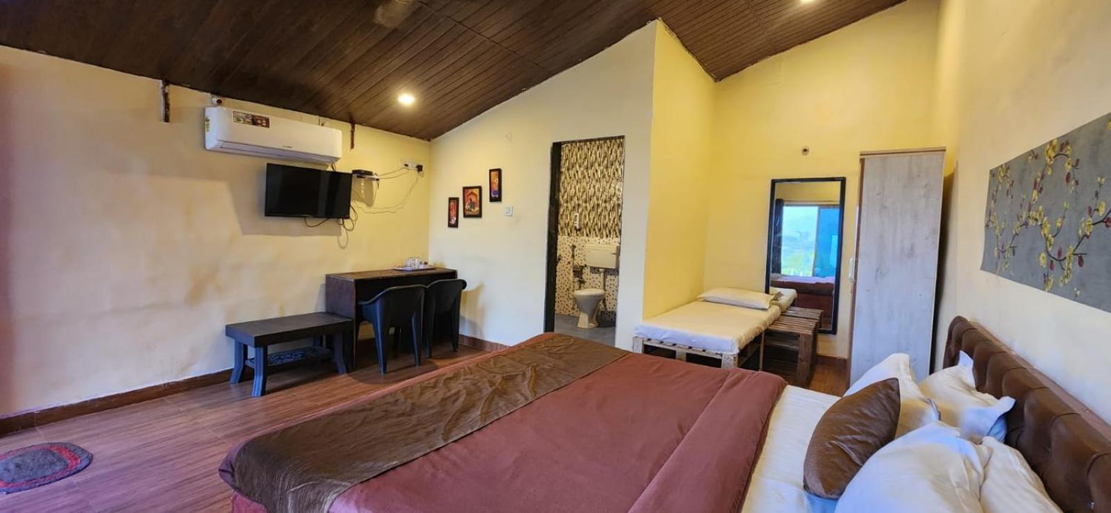 Mysticstays Resort Wai Esterno foto