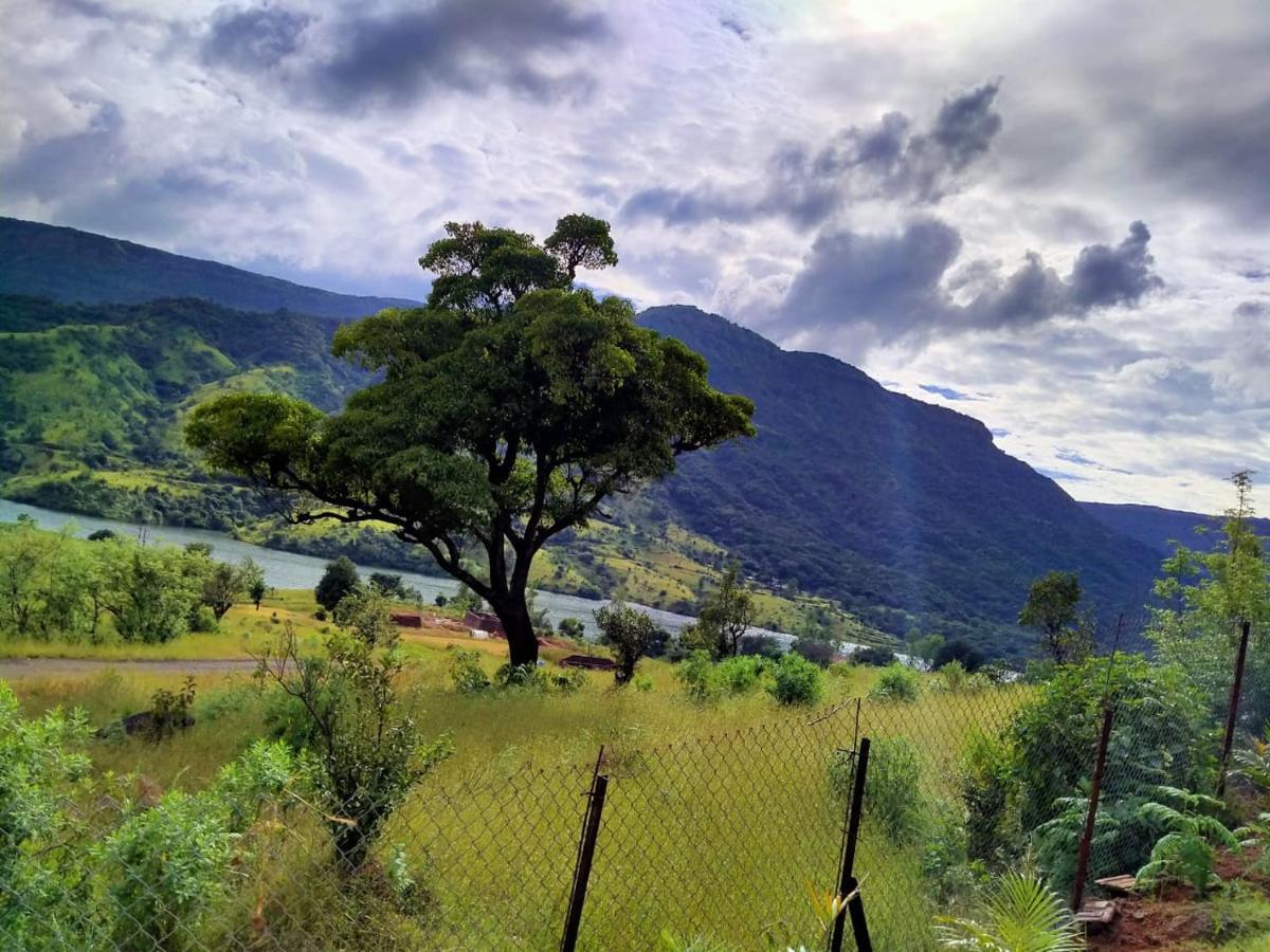 Mysticstays Resort Wai Esterno foto